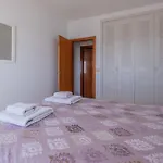 5 Chaparil Beach, Flat 3 With Sea Views Appartement *