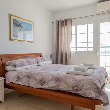 Apartment 5 Chaparil Beach, Flat 3 With Sea Views