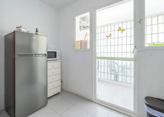 Apartament 5 Chaparil Beach, Flat 3 With Sea Views