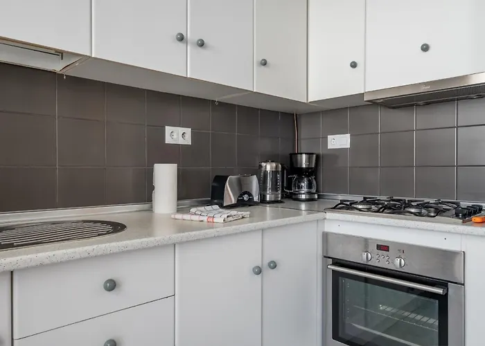 5 Chaparil Beach, Flat 3 With Sea Views Nerja