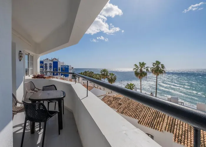 Apartament 5 Chaparil Beach, Flat 3 With Sea Views *