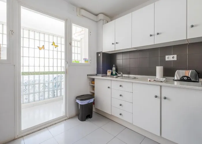 5 Chaparil Beach, Flat 3 With Sea Views