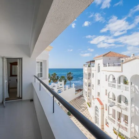 5 Chaparil Beach, Flat 3 With Sea Views